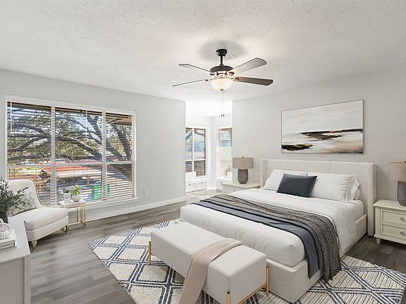 4th image of 10526 Stone Canyon Rd APT 201