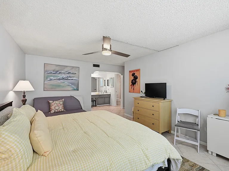 5200 N Ocean Blvd #203B — Photo 14