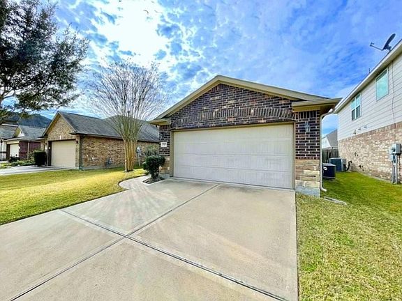 2nd image of 8918 Carmel Grove Ln