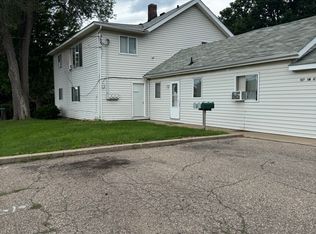 127 6th Ave SW APT 2, Faribault, MN 55021