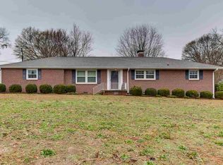 103 Green Forest Dr, Anderson, SC 29625