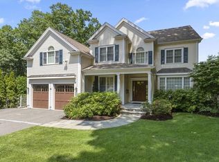 52 Wareland Rd, Wellesley, MA 02481