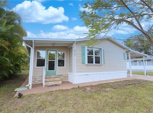 9715 61st Pkwy, Sebastian, FL 32958