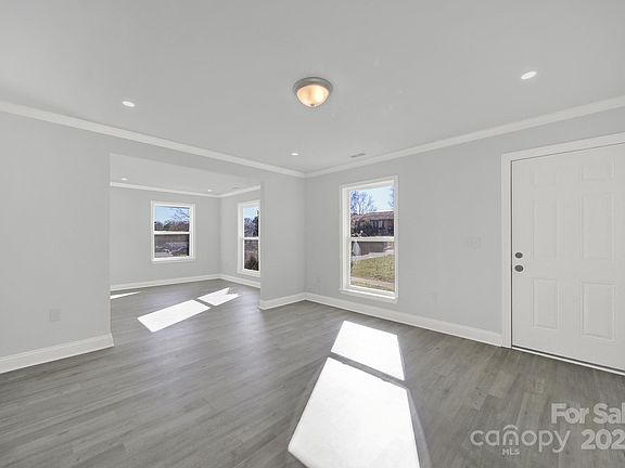 4th image of 624 Gaywood Dr