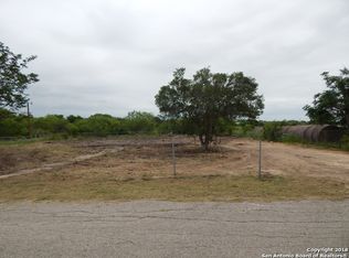6040 Pfeil Rd, Schertz, TX 78154