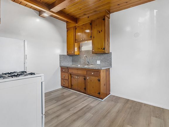 2nd image of 1011-1013 Winchester Ave #1013G