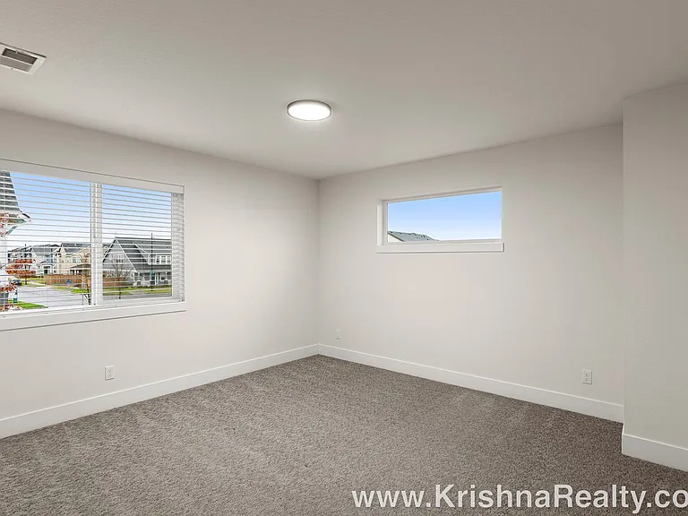 4227 SE Reed Dr — Photo 18