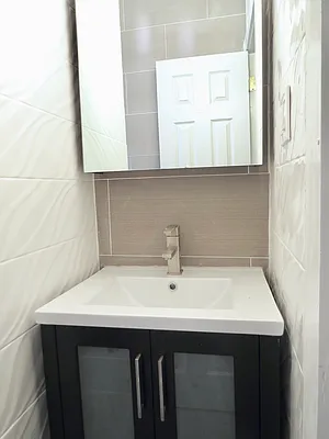 Rented by Terance Phillip, LREB | media 6