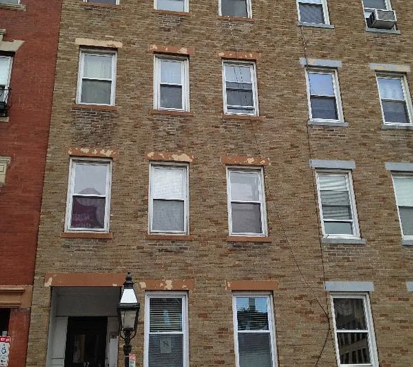 37 Cooper St #3