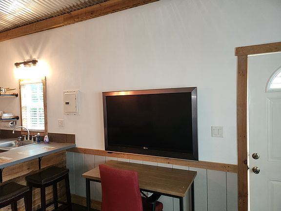 5th image of 514 Bahia Dr #1