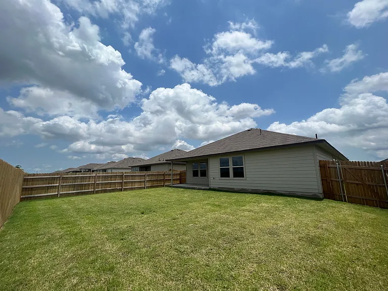 3209 Sherco Rd — Photo 17