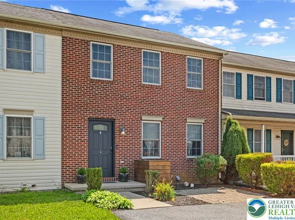 4 Claires Way, Fredericksburg, PA 17026