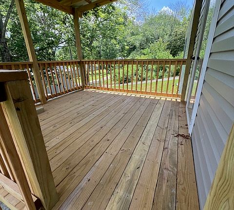 2nd image of 1114 Short St #9