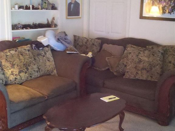 2nd image of 2291 Fernley Ave