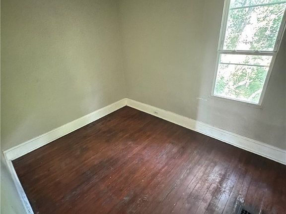5th image of 4127 E 100th St