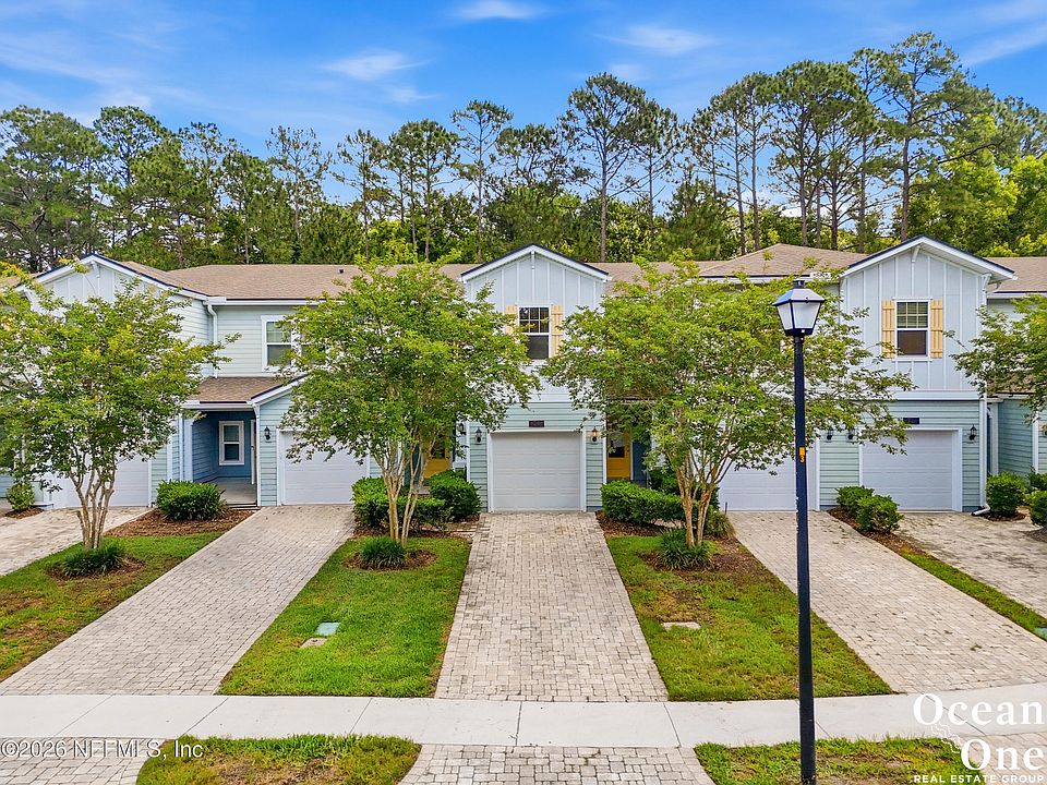 1st image of 71 CANARY PALM Court
