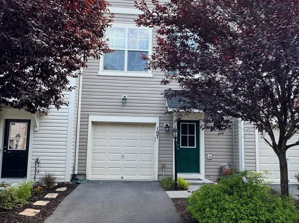 107 Notions Ct, Stephenson, VA 22656