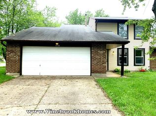 8226 Schoolgate Dr, Dayton, OH 45424