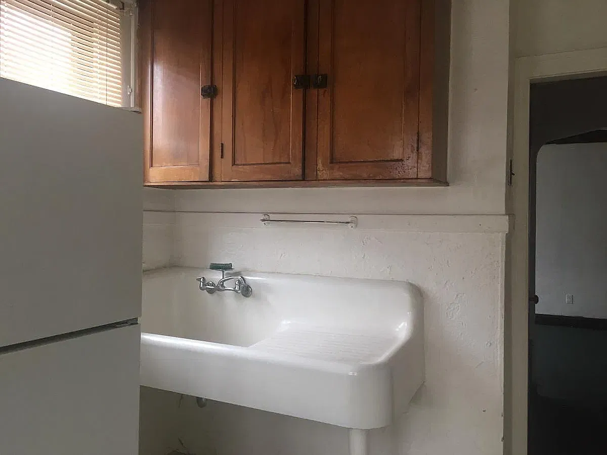 1 bed, $1,200 — Photo 4