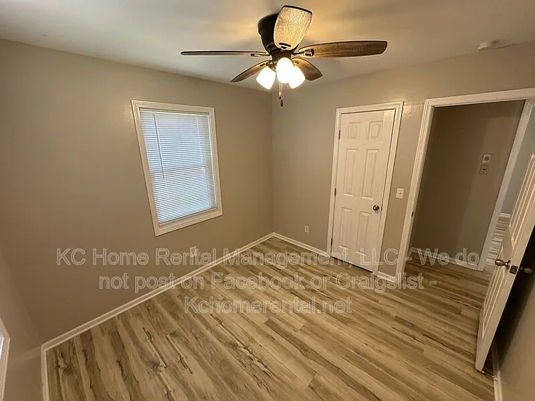 5029 NE 56th Pl — Photo 18