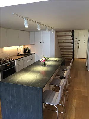 Sold by R New York | media 16