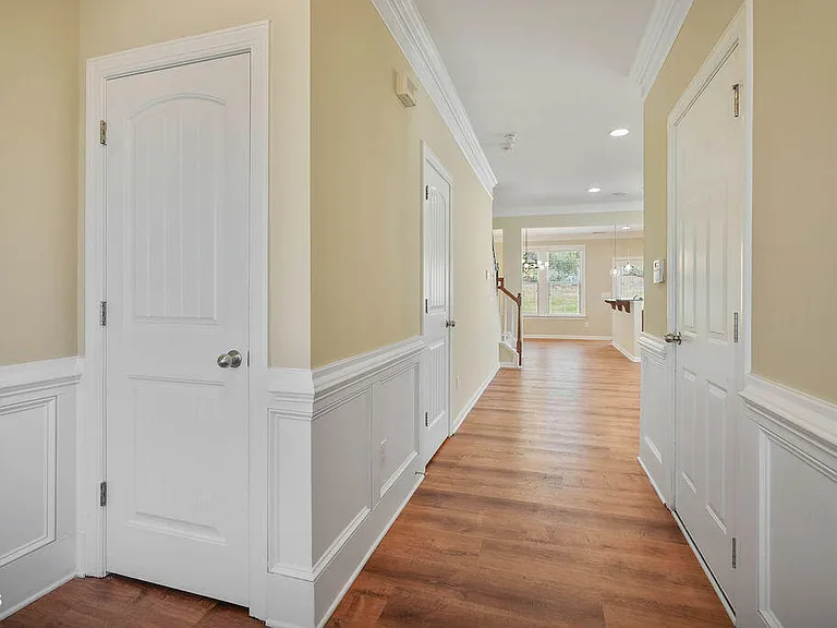 2120 Junewood Ln — Photo 4