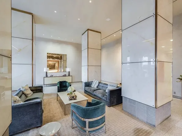 60 Riverside Boulevard image 1 of 1