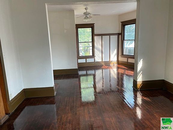4th image of 1710 Jones St