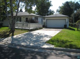 820 Sahlman Ave, Cloquet, MN 55720