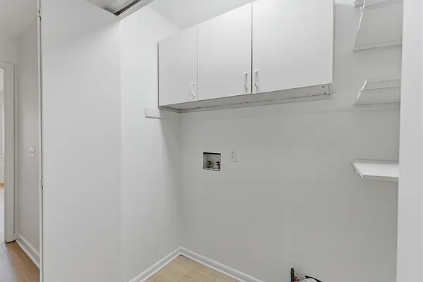 800 Williamsburg West Dr — Photo 16