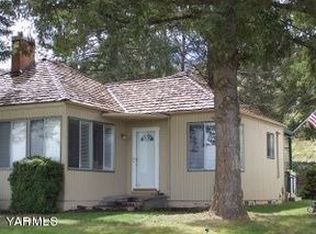 2241 S Naches Rd, Naches, WA 98937