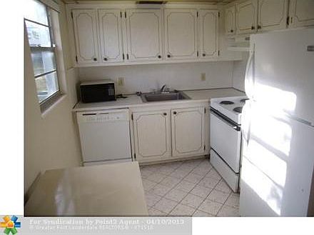 3rd image of 225 Ventnor #Q