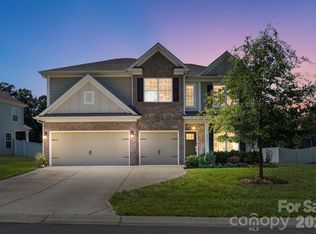 2431 Napa Ter, Lake Wylie, SC 29710