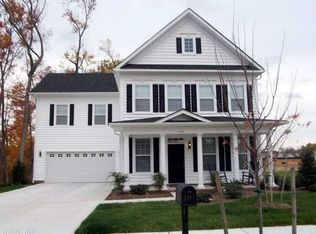 104 Bowman Dr, Suffolk, VA 23434