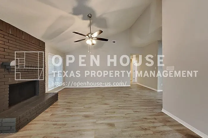 5426 Cold Springs Dr — Photo 3