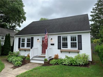 27 Mapleton St, Cranston, RI, 02910