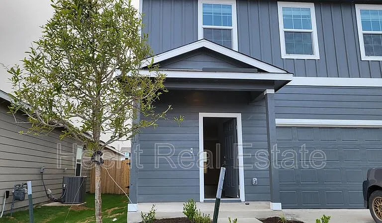 348 Geode Gln — Photo 2