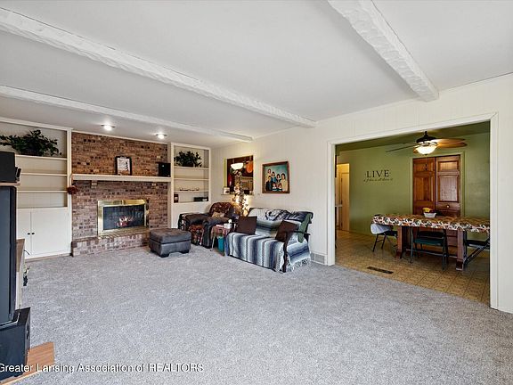 3rd image of 226 Elmshaven Dr