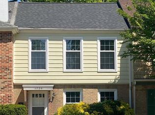 1734 Dana St, Crofton, MD 21114