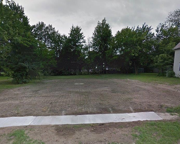 1st image of 133 Clinton Ave