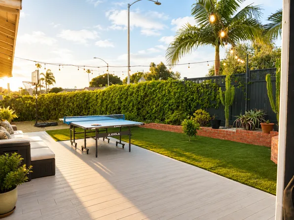 3297 Geddes Dr, San Diego, CA 92117