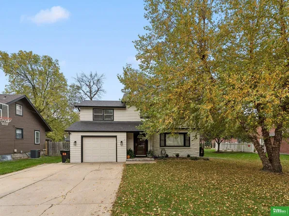 435 W 19th St, Fremont, NE 68025