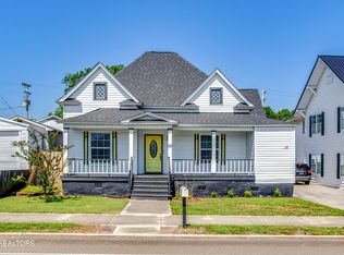 424 Tennessee Ave, Etowah, TN 37331