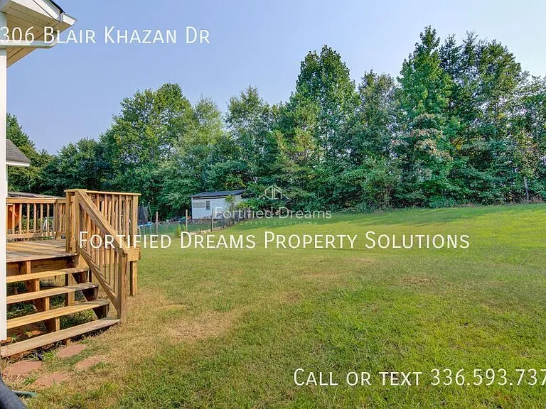 2306 Blair Khazan Dr — Photo 23