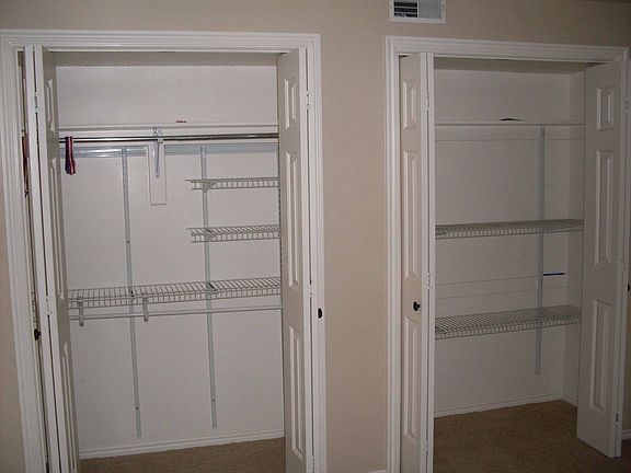 Master Walkin Closets