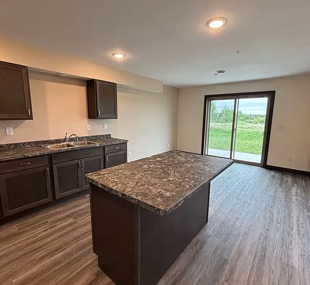 1600 Moonlight Ln SW #5 — Photo 10
