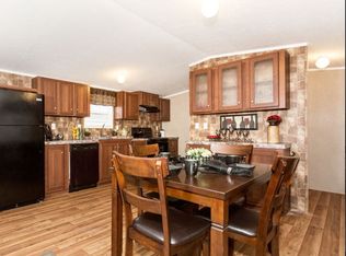 6962 Elm St, Hayes, VA 23072