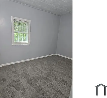 2323 Green St SE — Photo 5