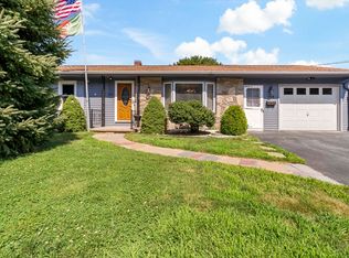 158 Almy Rd, Somerset, MA 02726
