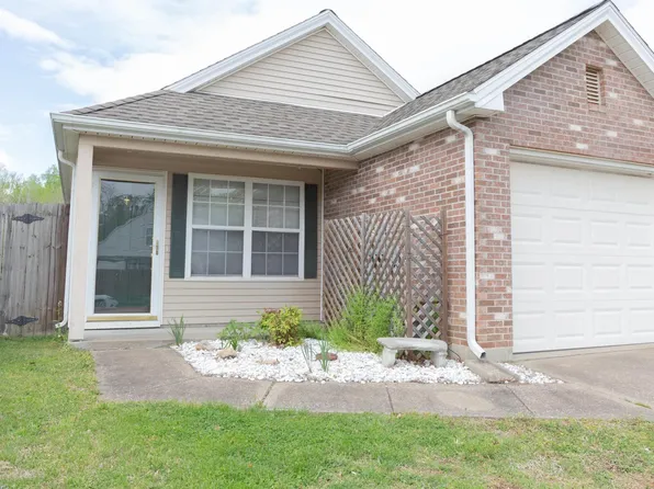 3720 Park Ridge Dr, Evansville, IN 47715
